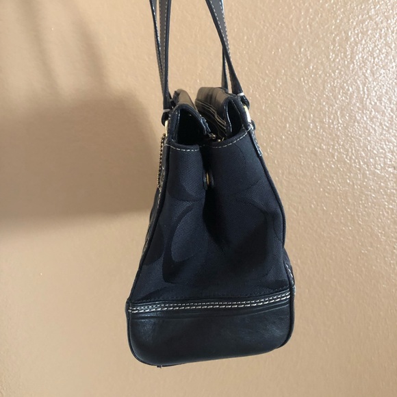 Authentic Coach Black Handbag for Women - Picture 10 of 15